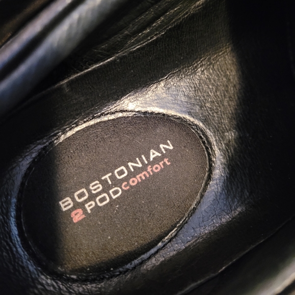 Bostonian Loafer Slip On Dress Shoe - Picture 5 of 8